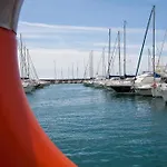 Casa Carina Centro Citta Con Garage Privato 아파트 *