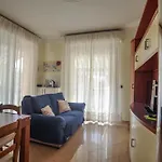 Casa Carina Centro Citta Con Garage Privato * サンレモ