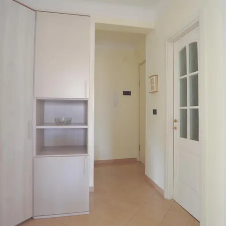 Casa Carina Centro Citta Con Garage Privato Апартаменты Санремо