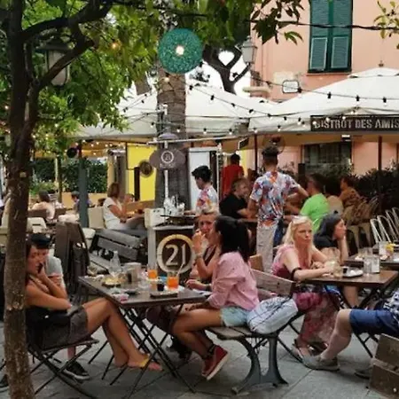 Casa Carina Centro Citta Con Garage Privato Апартаменты Санремо