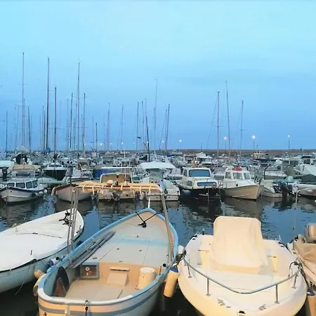 Casa Carina Centro Citta Con Garage Privato Апартаменты Санремо