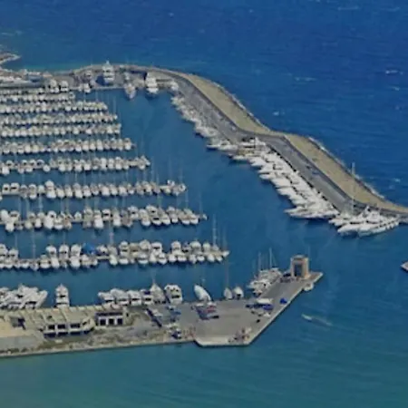 Casa Carina Centro Citta Con Garage Privato * Санремо