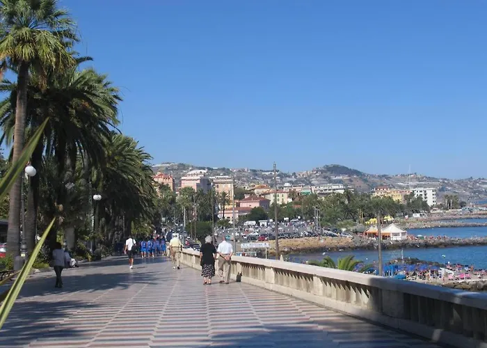 Casa Carina Centro Citta Con Garage Privato * San Remo