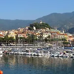Casa Carina Centro Citta Con Garage Privato * Sanremo