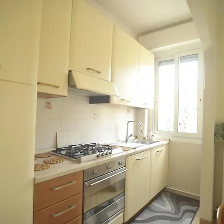 Casa Carina Centro Citta Con Garage Privato Апартаменти *