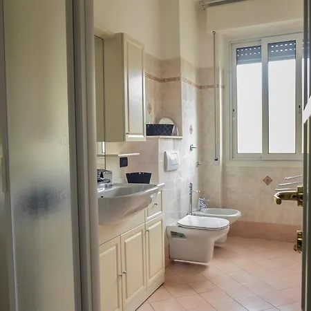 Апартаменти Casa Carina Centro Citta Con Garage Privato Санремо