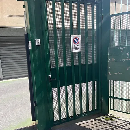 Апартаменти Casa Carina Centro Citta Con Garage Privato