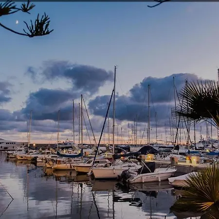 Casa Carina Centro Citta Con Garage Privato Апартаменти