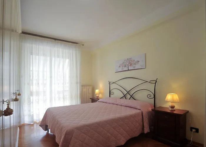 Casa Carina Centro Citta Con Garage Privato * Σαν Ρέμο